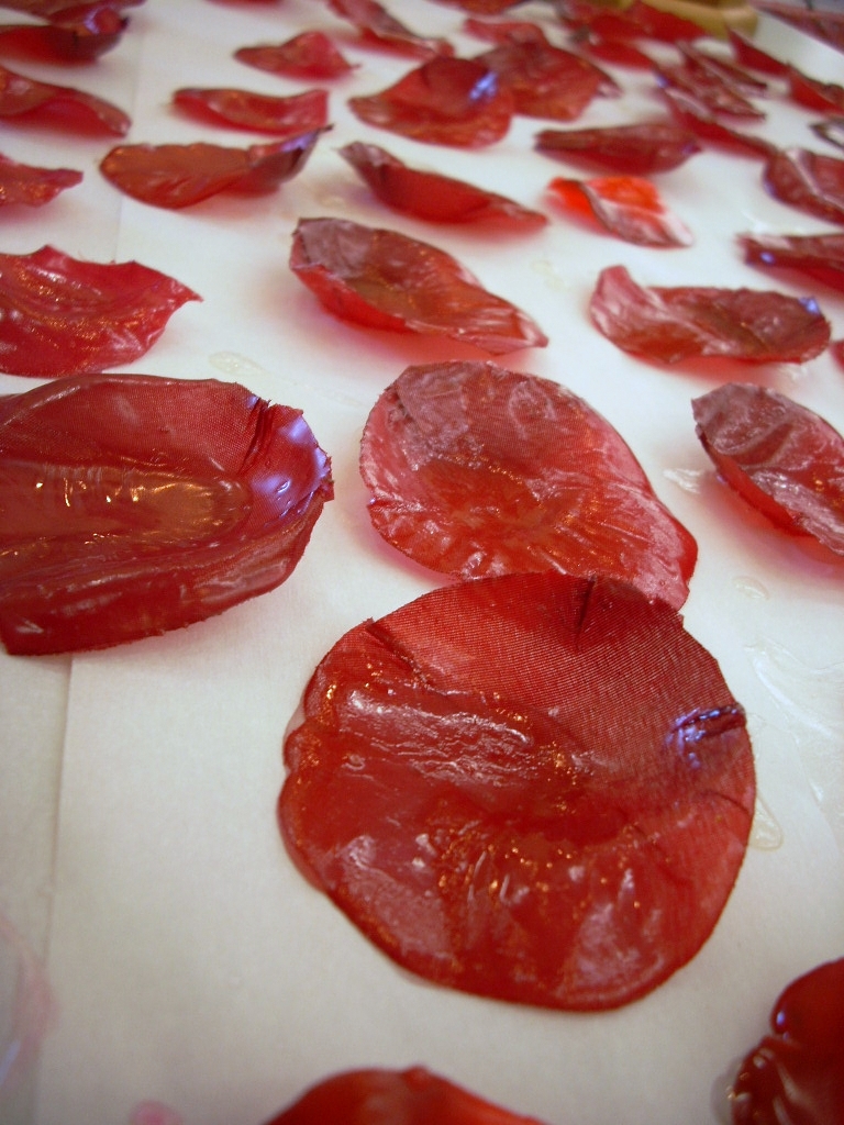 How to Make Soap Petals - Valentine's Day, Weddings and Parties