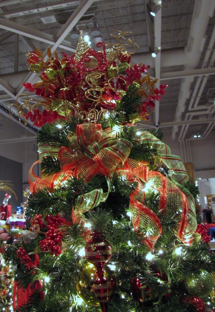 Christmas Tree Topper Inspiration from the Akron Tree Festival - Part 1 ...