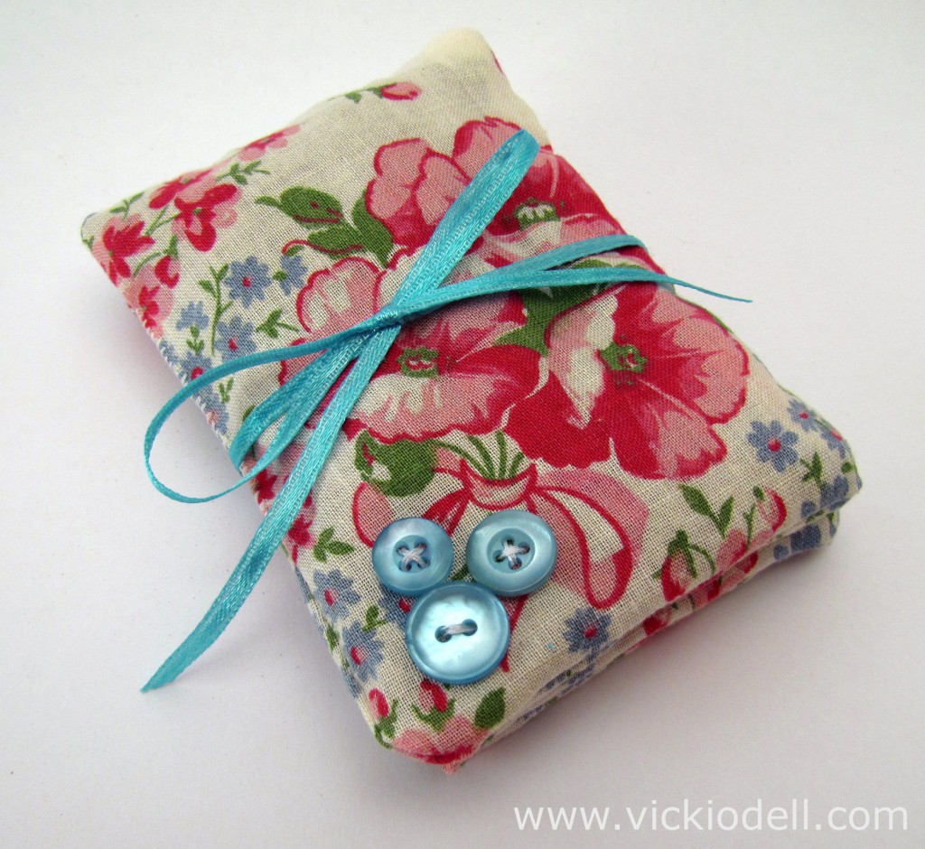 How to Turn a Vintage Hanky Into a Sweet Smelling Sachet