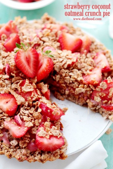 Strawberry-Coconut-Oatmeal-Crunch-Pie-Diethood
