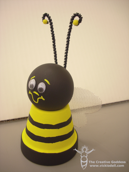 Clay Pot Bee - Kids Crafts